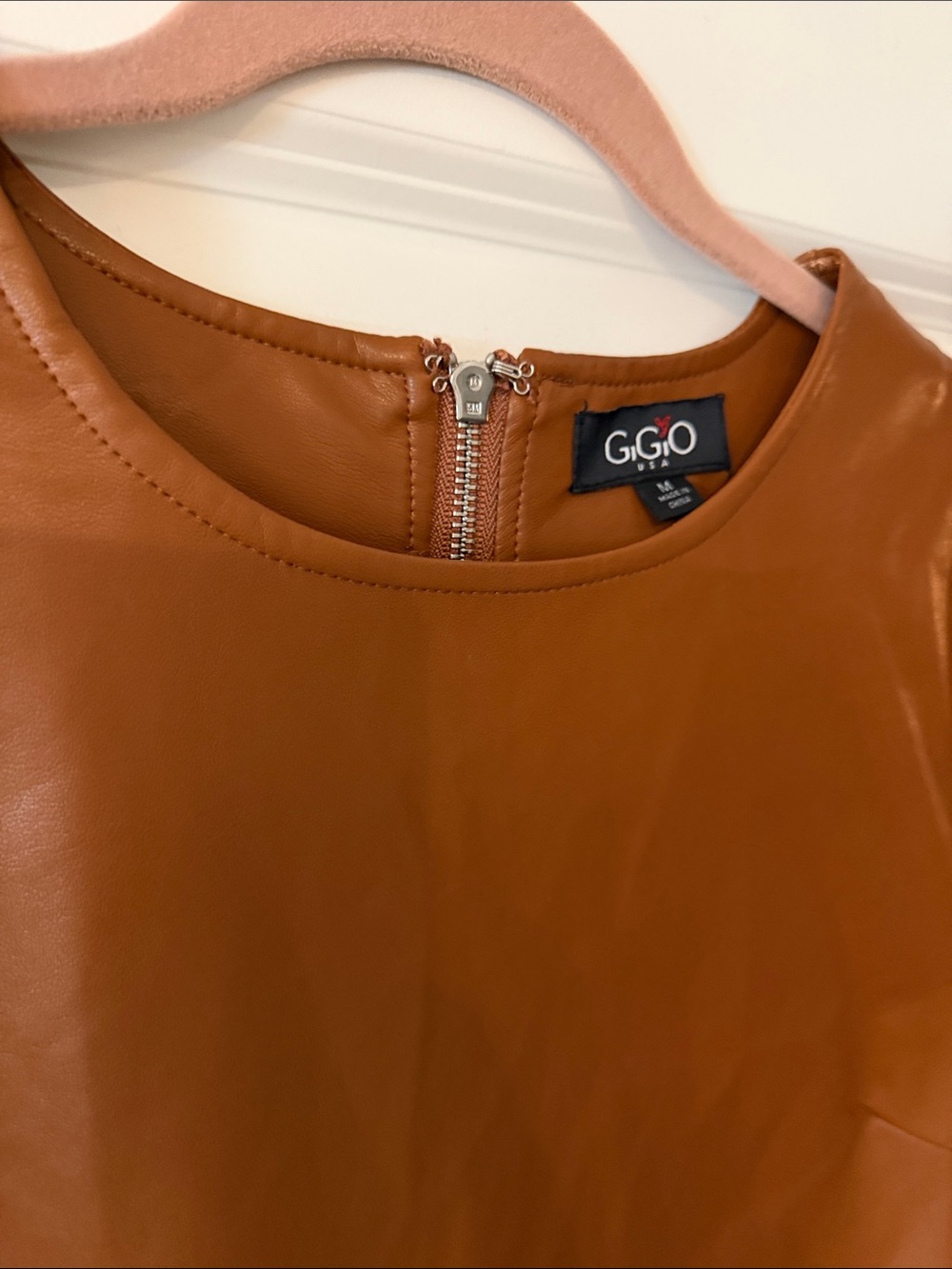 Brown Leather Like, GiGio stylish fall women’s Dress size med beautiful on - Picture 3 of 5